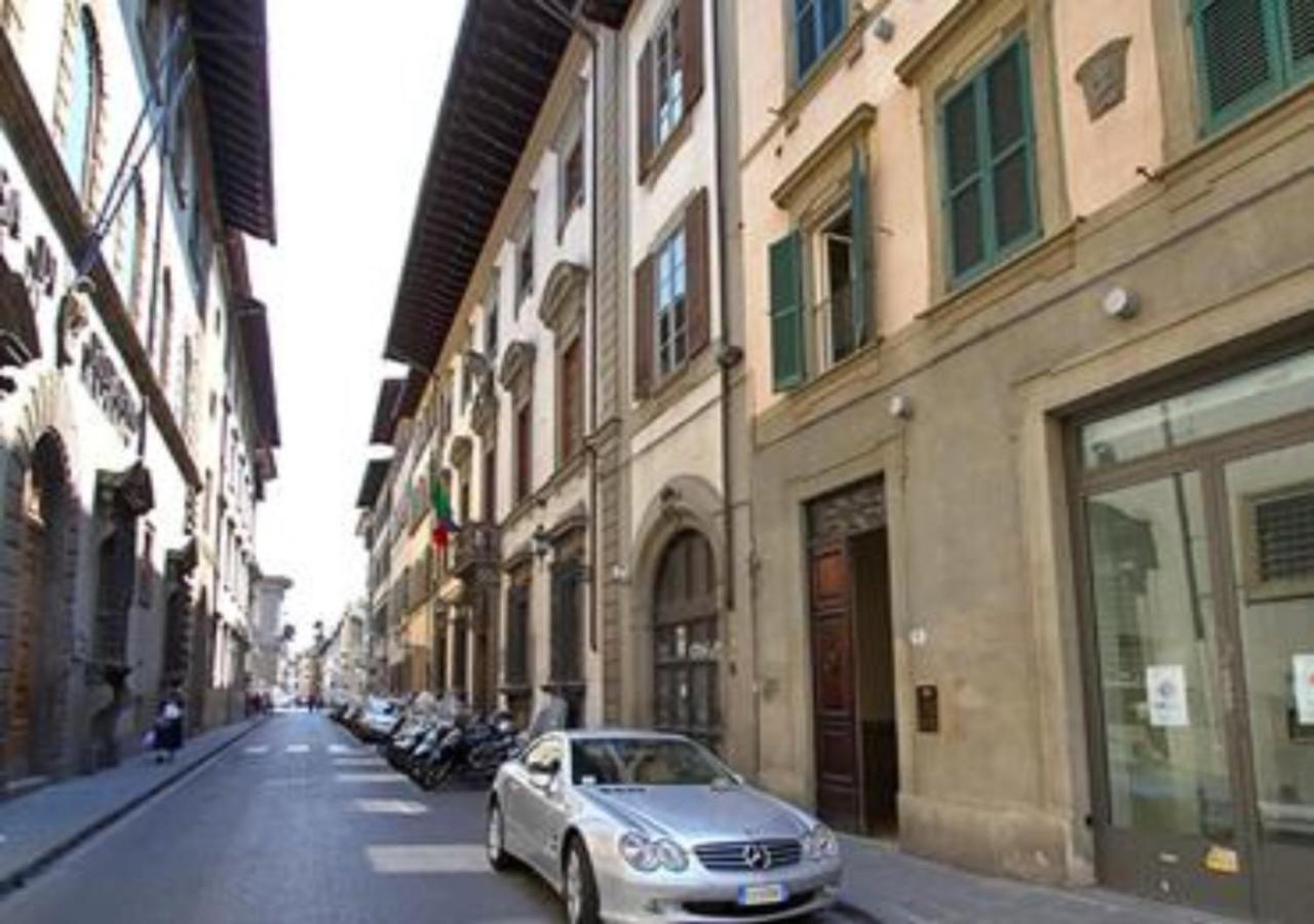 Giotto Al Duomo - Bufalini Apartments فلورنس المظهر الخارجي الصورة
